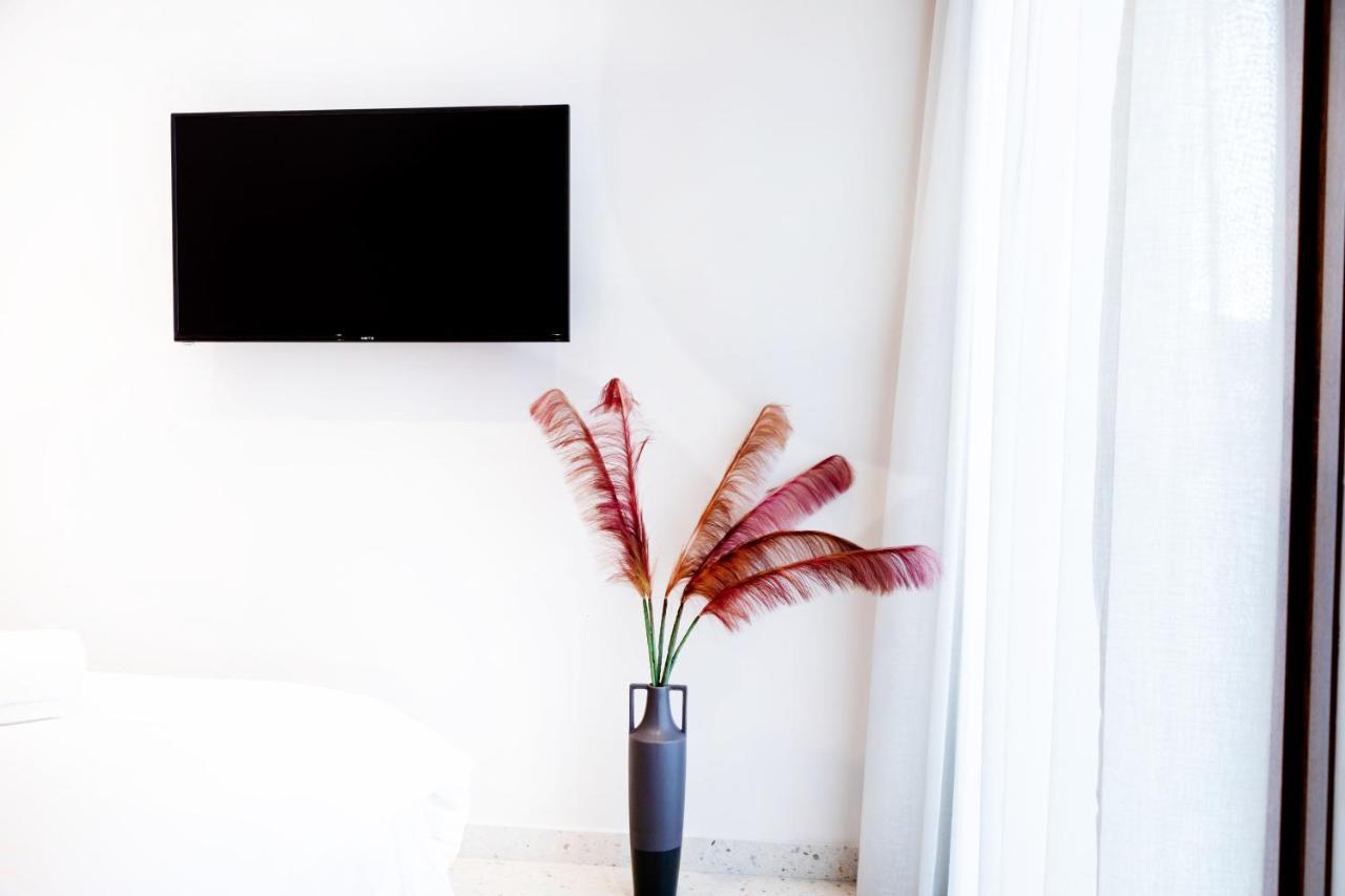 Elmaral Living Experience "Adults Only" Apartamento Agia Pelagia  Exterior foto