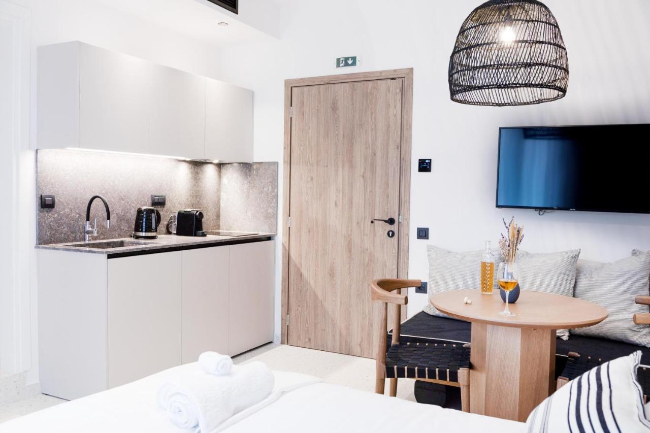 Elmaral Living Experience "Adults Only" Apartamento Agia Pelagia  Exterior foto